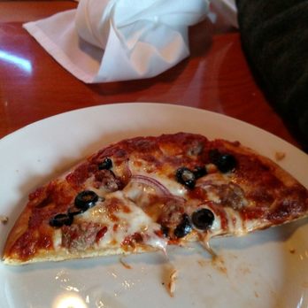 Lake Ave Restaurant & Bar - Sausage pizza...delicious! - New American Near Me - Duluth, Minnesota