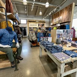 Duluth Trading Company - Men's shirts and shorts