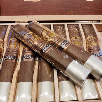 Paradise Cigar & Cigarettes - Tobacco Shops Near Me - Oakville, Ontario Paradise Cigar & Cigarettes - Tobacco Shops Near Me - Oakville, Ontario