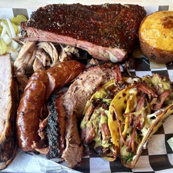 Yellow Rose BBQ - The big boy platter just for me! - Barbeque Near Me - Jacksonville, Florida Yellow Rose BBQ - The big boy platter just for me! - Barbeque Near Me - Jacksonville, Florida