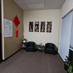 Jili massage - Seating in lobby