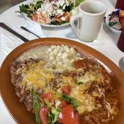 Daves Diner - Carne adovada plate and chef salad...delicious!!!
