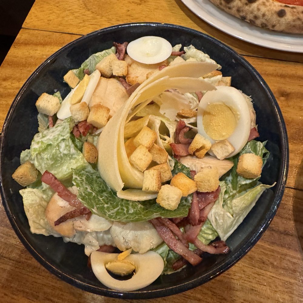 IL Pizzaiolo - Chicken Caesar salad - Pizza Near Me - Porto, 13