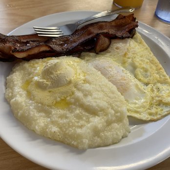 The Serving Spoon - Breakfast & Brunch Near Me - Inglewood, California