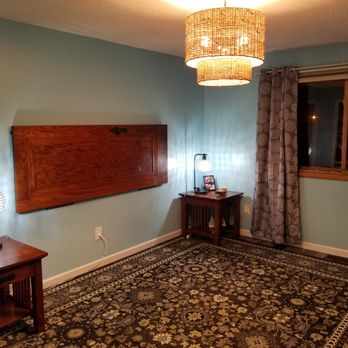 Handy Hands Home Services - Custom headboard - Handyman Near Me - Plymouth, Minnesota Handy Hands Home Services - Custom headboard - Handyman Near Me - Plymouth, Minnesota