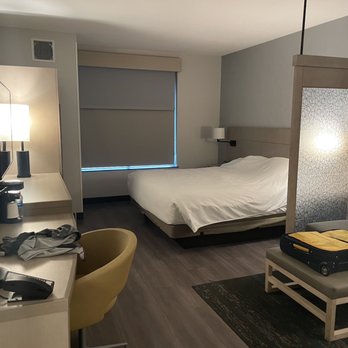 Hyatt Place - Hotels Near Me - Fresno, California