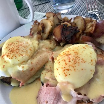 Caleb's American Kitchen - Eggs Benedict with ham - New American Near Me - Lahaska, Pennsylvania Caleb's American Kitchen - Eggs Benedict with ham - New American Near Me - Lahaska, Pennsylvania