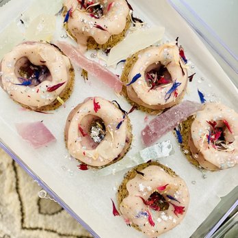 Really Cute Sweets - Earl grey vegan donut box - Desserts Near Me Really Cute Sweets - Earl grey vegan donut box - Desserts Near Me