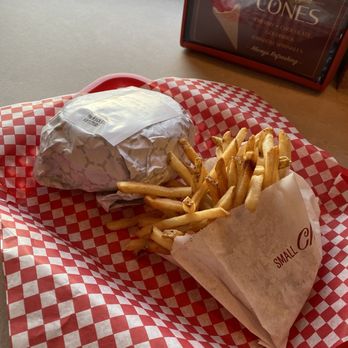Small Cheval- Rosemont - Cheeseburger and fries - Burgers Near Me - Rosemont, Illinois Small Cheval- Rosemont - Cheeseburger and fries - Burgers Near Me - Rosemont, Illinois