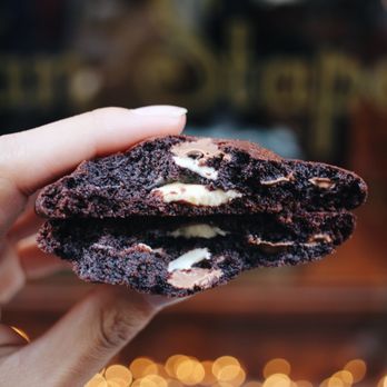 Van Stapele Koekmakerij - Inside of the cookie (€2) - Desserts Near Me - Amsterdam, New Hampshire Van Stapele Koekmakerij - Inside of the cookie (€2) - Desserts Near Me - Amsterdam, New Hampshire