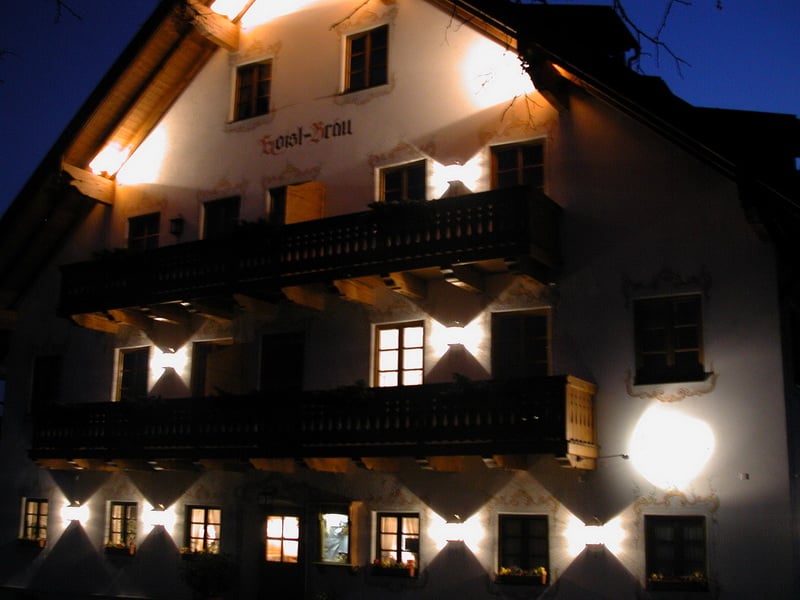 LANDHOTEL HOISLBRÄU 17 Photos Promberg 1, Penzberg, Bayern