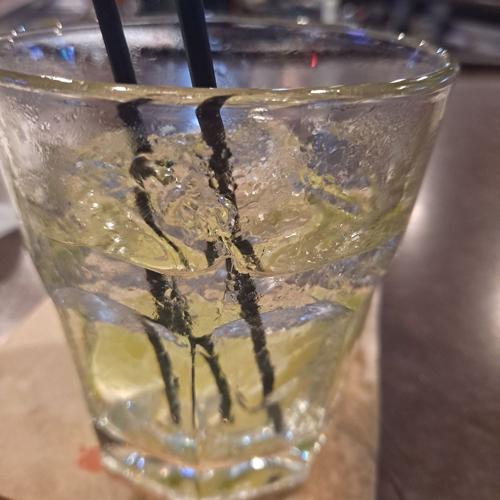 Applebee's Grill + Bar - Titos water and lime - American Near Me - San Antonio, Texas Applebee's Grill + Bar - Titos water and lime - American Near Me - San Antonio, Texas