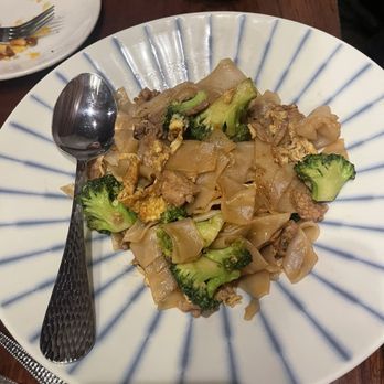 Torsap Thai Kitchen - Pad See You - Thai Near Me - Walnut Creek, California Torsap Thai Kitchen - Pad See You - Thai Near Me - Walnut Creek, California