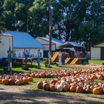 Heartland Farms - Farmers Market Near Me - Waterloo, Iowa