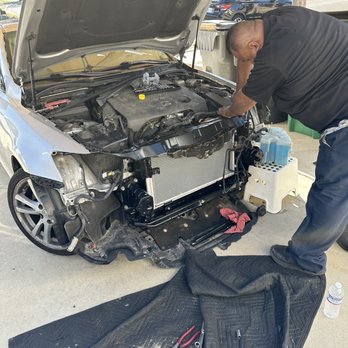 DVolada Auto Repair - Miguel putting Lexi back together - Auto Repair Near Me - Corona, California