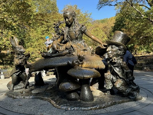 Alice in Wonderland by null