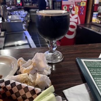 Tracy's Bar & Grill - Guinness beer - Karaoke Near Me - Long Beach, California Tracy's Bar & Grill - Guinness beer - Karaoke Near Me - Long Beach, California