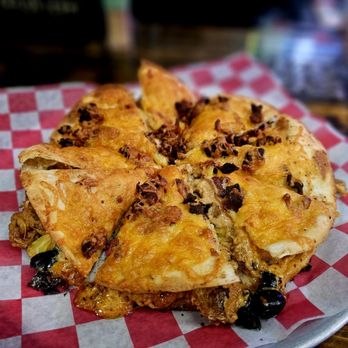 Roxanne's Pizza and Pub - Dive Bars Near Me - Auburn, Kentucky Roxanne's Pizza and Pub - Dive Bars Near Me - Auburn, Kentucky