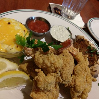 Grace's - Seafood platter - American Near Me - Houston, Texas