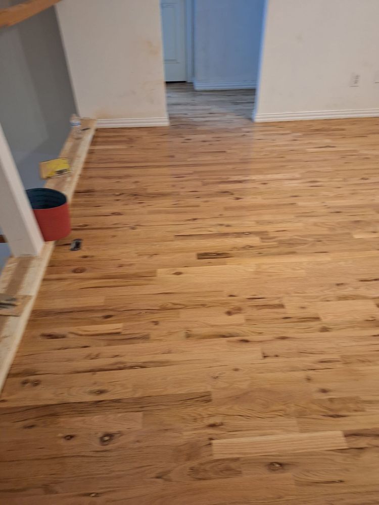 Slide of Rosas Roof & Floors