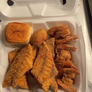 Fishbone Seafood - snapper Fish and Shrimp Combo - Seafood Near Me - Menifee, California