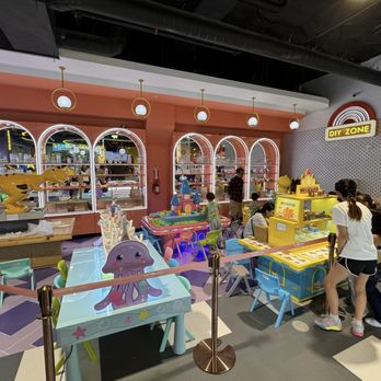 Twinkle Land Play Cafe - Tactile play areas - Cafes Near Me - Bellevue, Washington