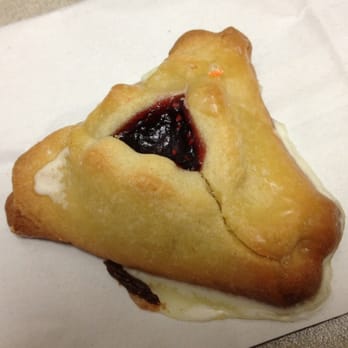 Nova Rosti - I always get a Hamantaschen cookie from here along with hot chocolate - Coffee & Tea Near Me - San Rafael, California