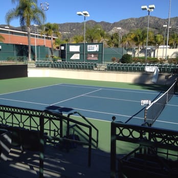 McCambridge Park - Center Court - Parks Near Me - Burbank, California McCambridge Park - Center Court - Parks Near Me - Burbank, California