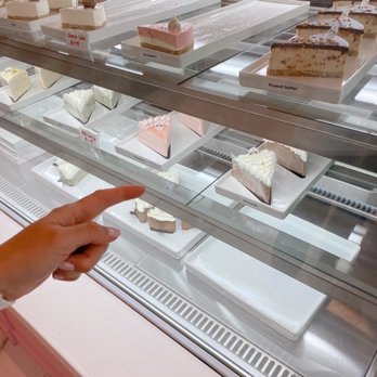 Sweetland Cake & Tea - Patisserie/Cake Shop Near Me - Winter Garden, Florida