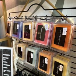 Crafty Savvy’s - All the cute items from different artists