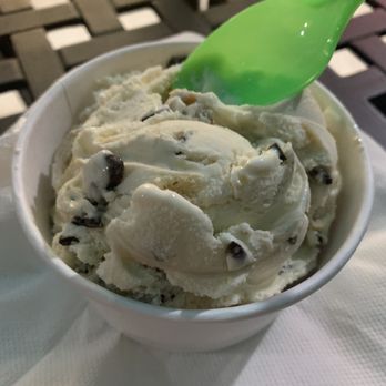 Cape Creamery - Cookie dough size : small is plenty - Ice Cream & Frozen Yogurt Near Me - Cape Coral, Florida