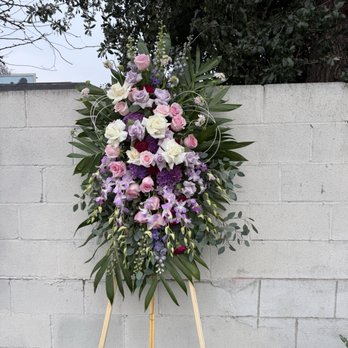 Tinh Thuong Flowers - Florists Near Me - San Jose, California