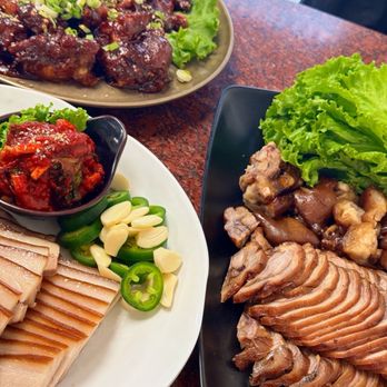 So Moon Nan Jokbal - Honey Combo - Korean Near Me - Fullerton, California So Moon Nan Jokbal - Honey Combo - Korean Near Me - Fullerton, California