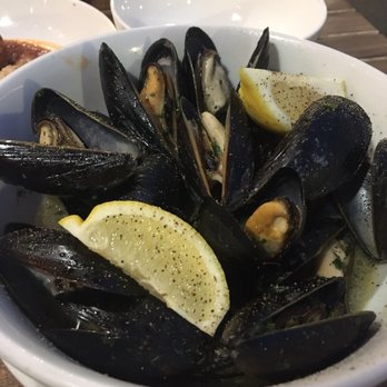 SoleLuna Restaurant - Mussels appetizer - Cafes Near Me - Sunnyside, New York SoleLuna Restaurant - Mussels appetizer - Cafes Near Me - Sunnyside, New York