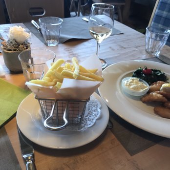 Panorama Restaurant TITLIS - Fish fry - Swiss Food Near Me - Engelberg, OW