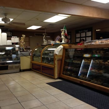 Cafe Bagel - Inside of store. - Bagels Near Me - Venice, Florida Cafe Bagel - Inside of store. - Bagels Near Me - Venice, Florida