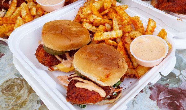 Dave's Hot Chicken by null