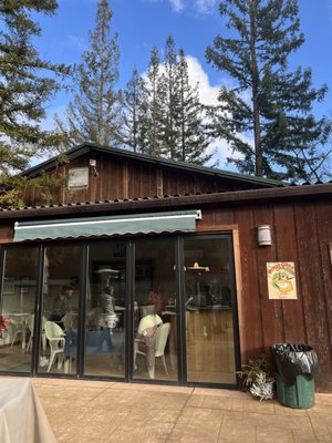 Windy Oaks Winery by null