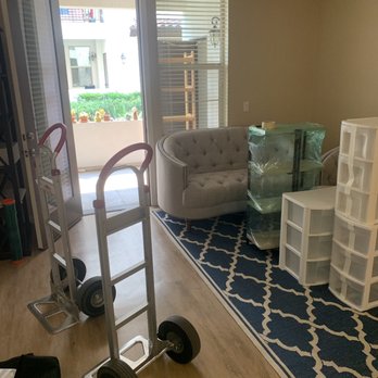 MC Professional & Easy Moving - Movers Near Me - Reseda, California MC Professional & Easy Moving - Movers Near Me - Reseda, California