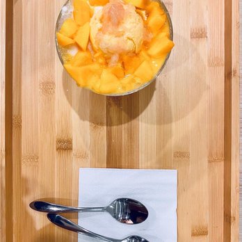 Mango Mango Dessert - Mangoes!  @phidingthefam - Desserts Near Me - Denver, Colorado