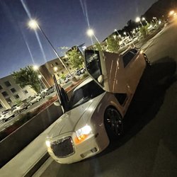 Monarch Limousines