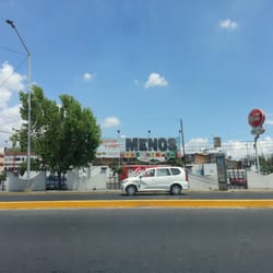 Pulga Río - Pulga rio desde av. Constitución.  Entrada por calle lateral. Amplio estacionamiento