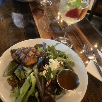 Beehive Augusta Tavern - Summer Salad and White Sangria - American Near Me - Augusta, Kentucky Beehive Augusta Tavern - Summer Salad and White Sangria - American Near Me - Augusta, Kentucky