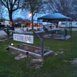 Angel's Camp Rv Park - Commons area