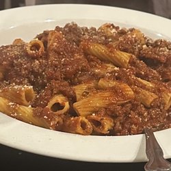RIGATONI BOLOGNESE