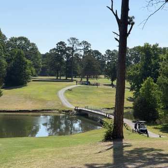 Oak Hollow Golf Course - Golf Near Me - High Point, North Carolina