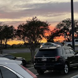 Glory Days Grill - Sunset from entrance of glory days over legoland