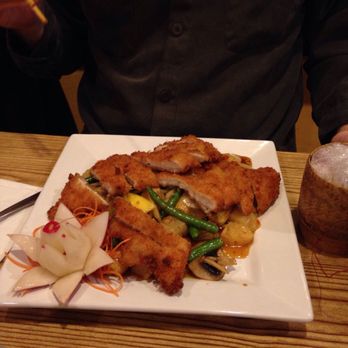 Thai North - Crispy chicken with sticky rice. - Thai Near Me - Brighton, Massachusetts Thai North - Crispy chicken with sticky rice. - Thai Near Me - Brighton, Massachusetts