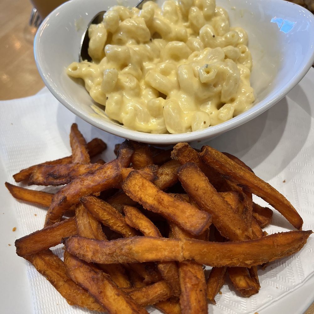 Sunshine Breakfast Bar - Kids mac n cheese with sweet potato fries - Breakfast & Brunch Near Me - Phoenix, Arizona Sunshine Breakfast Bar - Kids mac n cheese with sweet potato fries - Breakfast & Brunch Near Me - Phoenix, Arizona