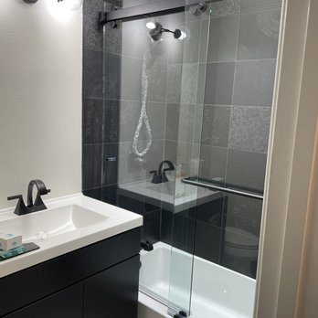 Affordable Glass & Window - Guest bath - Windows Installation Near Me - Santee, California Affordable Glass & Window - Guest bath - Windows Installation Near Me - Santee, California